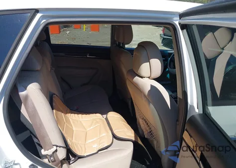 2014 Kia Sorento Lx из США, поврежденный, VIN 5XYKT3A6XEG513780